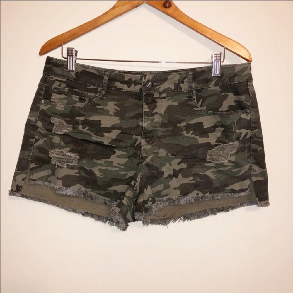 Camp distressed shorts
